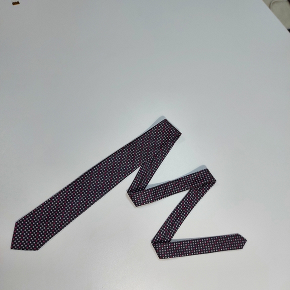 Stafford Tailored Culture Neck Tie 100% Polyester - Picture 3 of 10